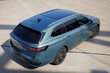 Volkswagen Passat Variant IX поколения: универсальность и технологии фото 2