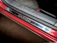 Nissan Qashqai 2014-2021 гг. Накладки на пороги Carmos V1 нержавейка комплект 4 шт фото 1
