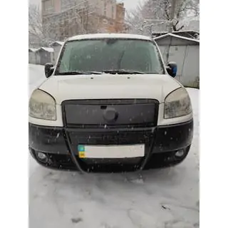 Верхняя зимняя накладка на решетку радиатора