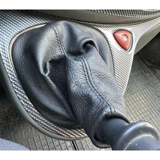 Кожаный чехол для рычага КПП Opel Vivaro 2001–2015 гг. фото 2