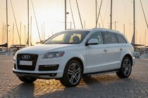 Audi Q7 2005-2015 гг. Боковые Подножки Rainbow (2 шт., Алюминий) фото 1