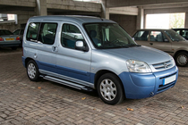 Citroen Berlingo 1996-2008 гг. Боковые Подножки Rainbow (2 шт., Алюминий) фото 1