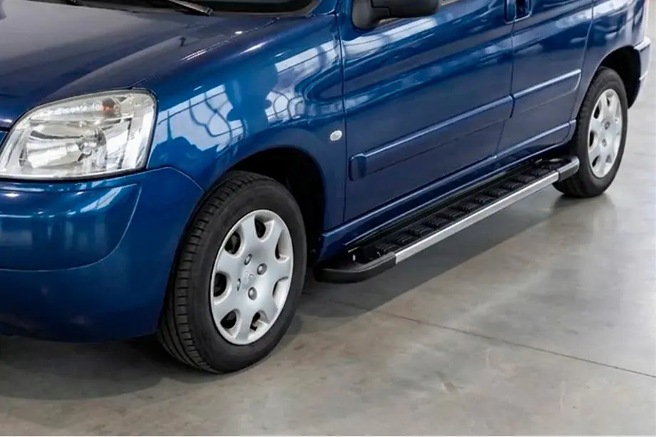 Peugeot Partner 1996-2008 гг. Боковые пороги RedLine V1 (2 шт., алюминий) Image