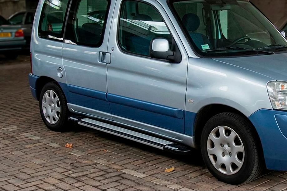 Peugeot Partner 1996-2008 гг. Боковые Подножки Rainbow (2 шт., Алюминий) Image
