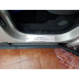 Накладки на пороги OmsaLine (4 шт, нержавейка) Ford Courier 2014-2023 гг. фото 3