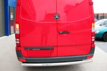 Mercedes Sprinter W906 2006–2018 гг. Задняя Защита AK002 (Нержавейка) фото 1