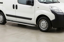 Peugeot Bipper 2008-2017 гг. Боковые Подножки Maydos V1 (2 шт., Алюминий и Нержавейка) фото 1