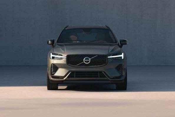 Обзор Volvo XC60 2025: Обновленный люксовый кроссовер