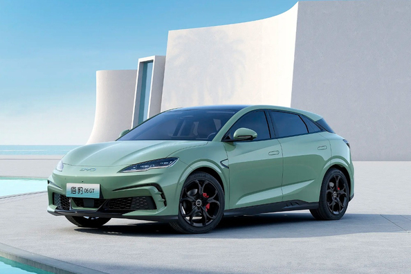 BYD Seal 06 GT: Стильный электрический хэтчбек с динамическим характером фото 1