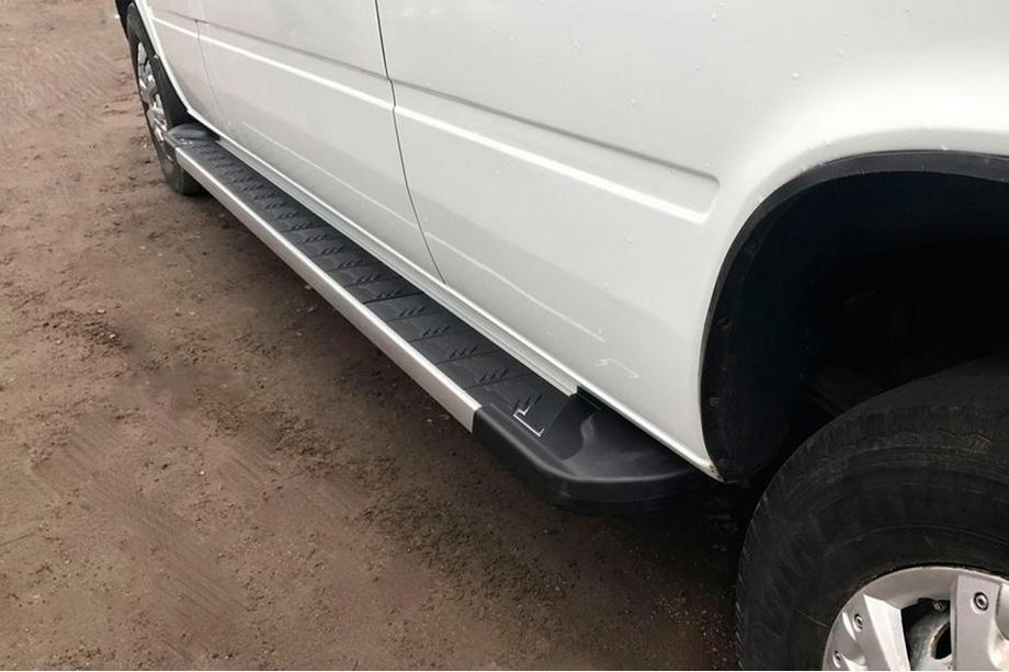 Mercedes Sprinter W901/902/903/904/905 1995–2006 гг. Боковые пороги RedLine V1 (2 шт., алюминий) Image