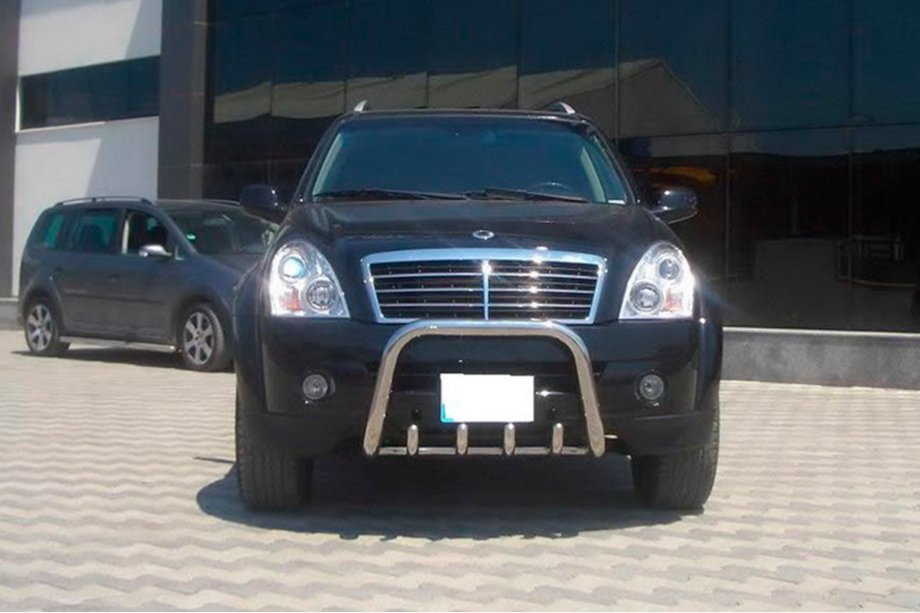 SsangYong Rexton I 2001-2017 гг. Кенгурятник QT006 (нержавейка) Фото 4