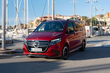 Обзор Mercedes-Benz EQV 2024: Роскошный электромобиль для всей семьи фото 2
