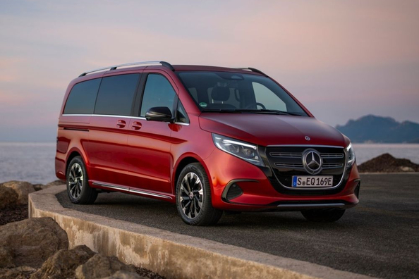 Обзор Mercedes-Benz EQV 2024: Роскошный электромобиль для всей семьи