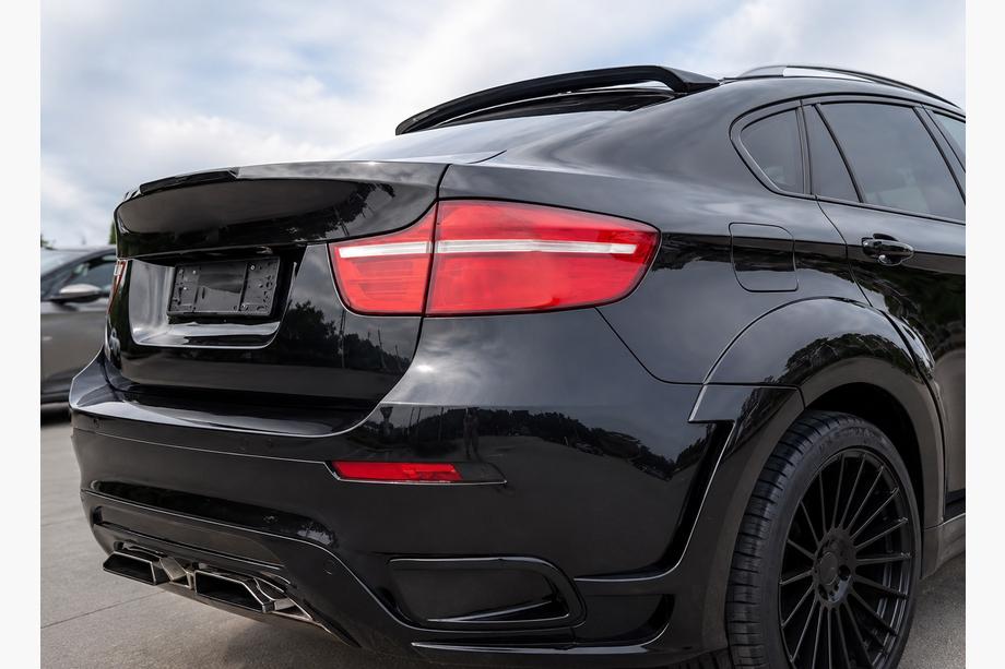 BMW X6 E71 2008–2014 гг. Спойлер на крышу (Черный Глянец) Image