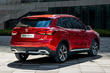Обзор второго поколения MG ZS 2025: Стильный и универсальный SUV фото 3