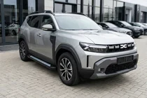 Renault Duster 2024- гг. Боковые пороги New Vision Black (2 шт., алюминий) фото 1