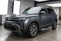 Renault Duster 2024- гг. Боковые Подножки Tayga Grey V2 (2 шт., Алюминий) фото 1