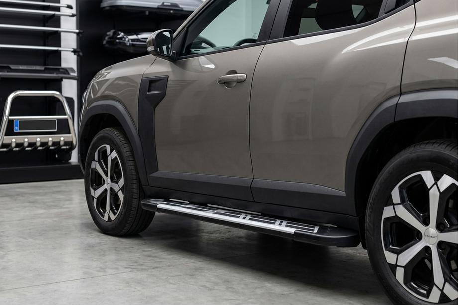 Renault Duster 2024- гг. Боковые Подножки Sunrise (2 шт., Алюминий) Image