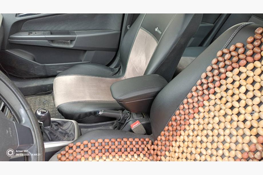 Opel Astra H 2004-2013 гг. Подлокотник с адаптером Image