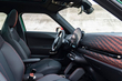 Обзор MINI John Cooper Works Aceman Electric 2025 фото 6