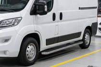 Peugeot Boxer 2006-2025 гг. Боковые Подножки Maydos V1 (2 шт., Алюминий и Нержавейка) фото 1