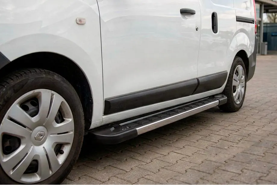 Renault Dokker 2013-2022 гг. Боковые пороги RedLine V1 (2 шт., алюминий) Image