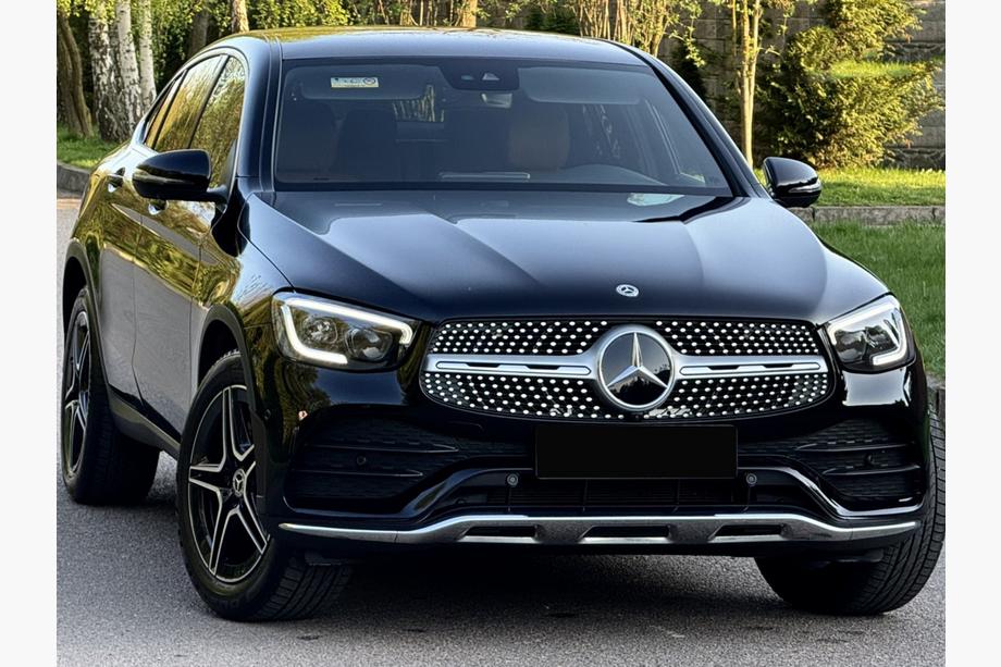 Mercedes GLC coupe C253 2016-2023 гг. Передняя решетка Diamond Silver (для GLC 43 AMG/GLC 63 AMG/AMG-Line 2019-2022) С местом под камеру Image