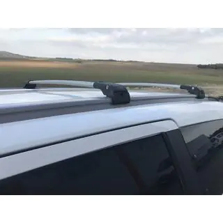 Багажник (поперечины) на интегрированные рейлинги с замком WingCarrier V2 (2 шт) Renault Lodgy 2013-2022 гг. фото 1