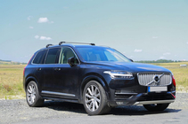 Volvo XC90 2015- гг. Багажник (поперечины) на интегрированные рейлинги с замком WingCarrier V2 (2 шт) Черный фото 1