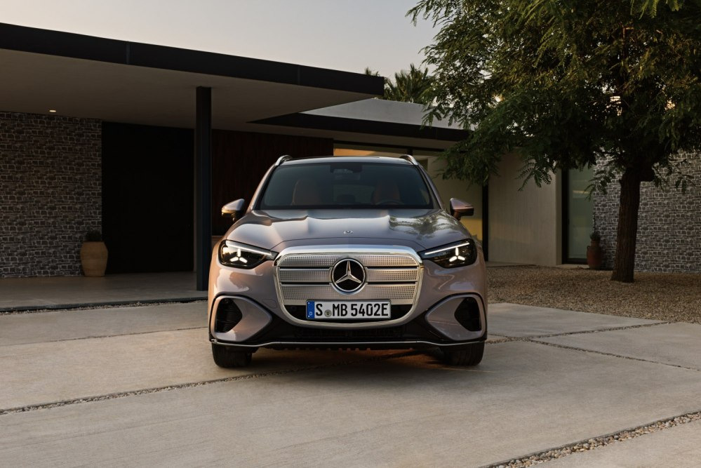 Обзор Mercedes-Benz GLC EQ 2026: Технические характеристики, комплектация, фото