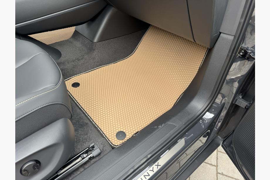 Volkswagen ID. UNYX 2024- гг. Резиновые Коврики Carsuit (Бежевые) Фото 2