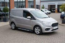 Ford Courier 2014-2023 гг. Боковые Подножки Sunrise (2 шт., Алюминий) фото 1