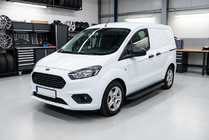 Ford Courier 2014-2023 гг. Боковые пороги Bosphorus Black (2 шт., алюминий) фото 1
