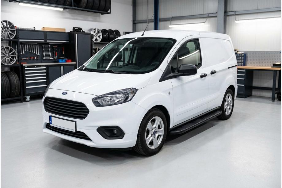 Ford Courier 2014-2023 гг. Боковые пороги Bosphorus Black (2 шт., алюминий) Image