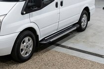 Ford Transit 2000–2014 гг. Боковые пороги RedLine V1 (2 шт., алюминий) фото 1