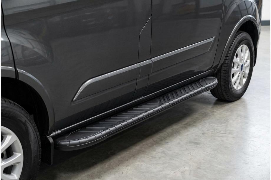 Ford Custom 2013-2022 гг. Боковые пороги Bosphorus Black (2 шт., алюминий) Image