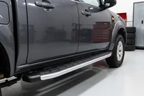 Ford Ranger 2007-2011 гг. Боковые Подножки Fullmond (2 шт, алюминий) фото 1