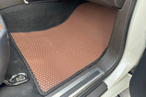 Toyota Land Cruiser 200 2007-2021 гг. Резиновые коврики Carsuit (2007-2012, коричневые) фото 2