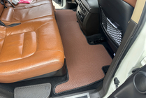 Toyota Land Cruiser 200 2007-2021 гг. Резиновые коврики Carsuit (2007-2012, коричневые) фото 4