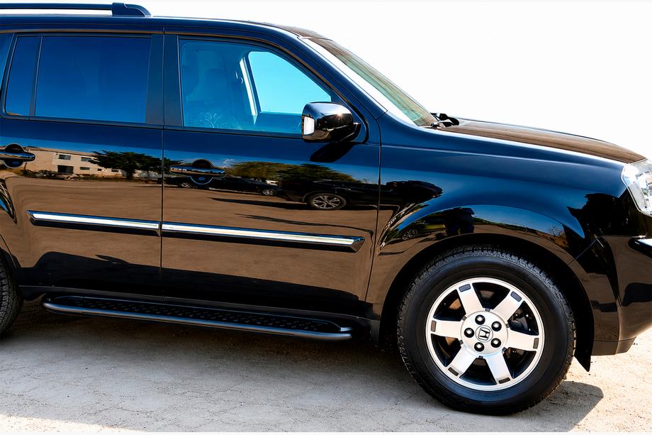 Honda Pilot 2008-2015 гг. Боковые Подножки Allmond Black (2 шт., Алюминий) Image