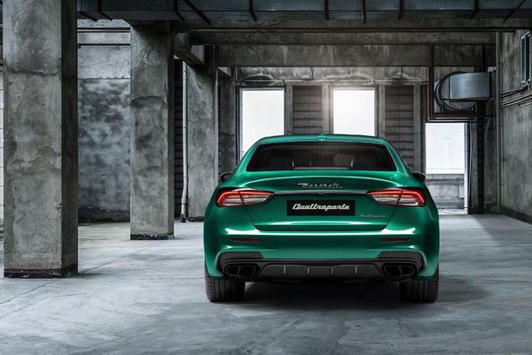 Maserati Quattroporte Trofeo: Роскошный итальянский седан фото 5