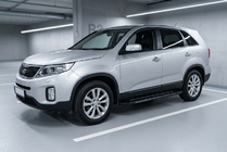 Kia Sorento II XM 2009-2014 гг. Боковые Подножки RedLine Black (2 шт., Алюминий) фото 1