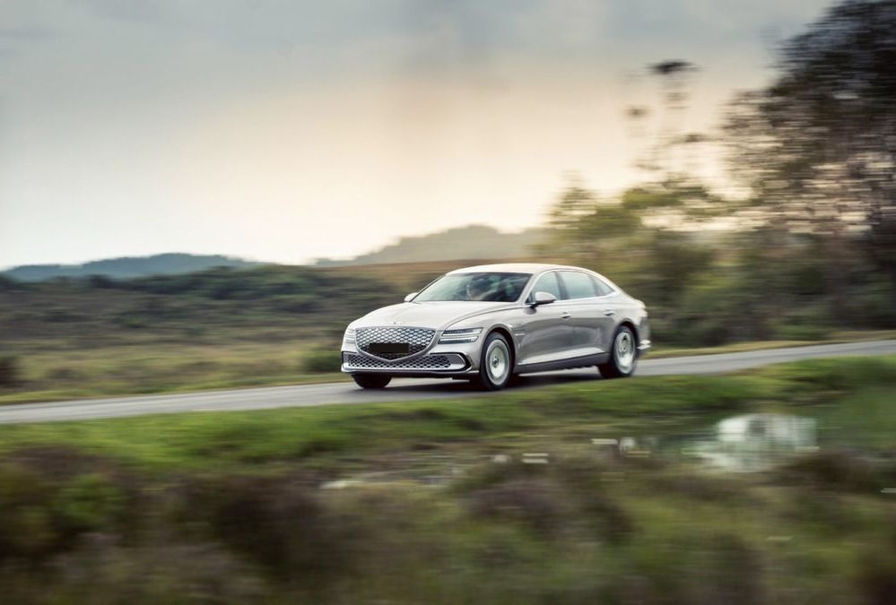 Genesis G80 Electrified: Улучшенный электрический люкс-седан