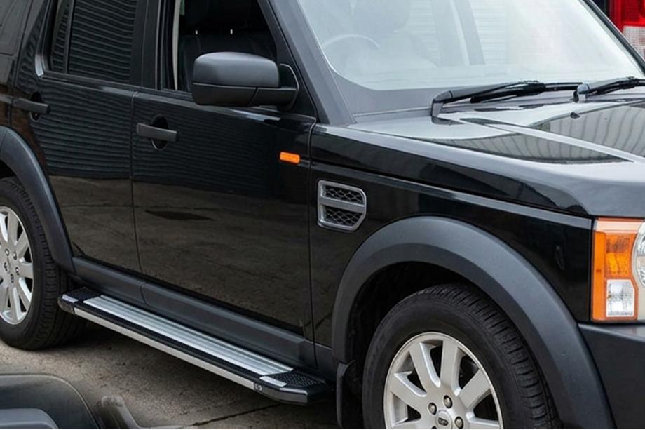Land Rover Discovery III 2004–2009 гг. Боковые Подножки Rainbow (2 шт., Алюминий) Image