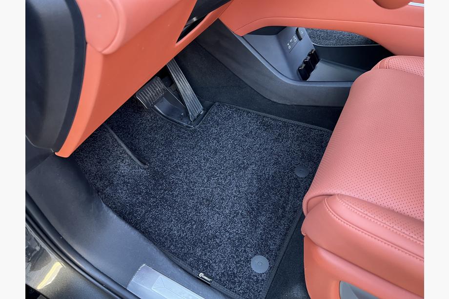 BYD Tang L 2025– гг. Текстильные коврики Premium (3 ряда, Черный) Image