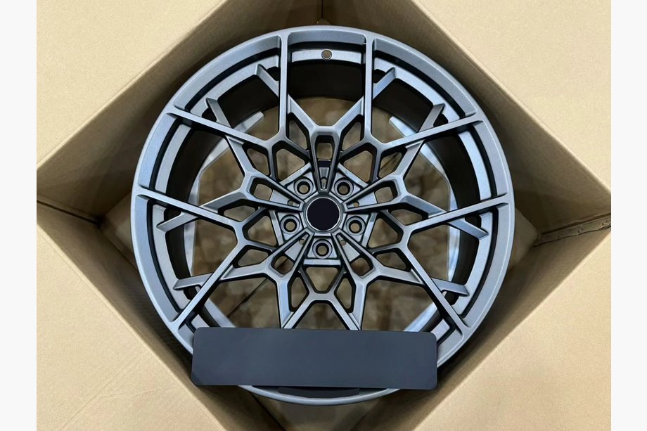 BMW 7 серия G70/G71 2022- гг. Кованые диски OEM R22 V6 (комплект 4 шт.) Image