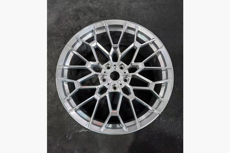 BMW 5/i5 серия G60/G60E/G61 2023- гг. Кованые диски OEM R22 V2 (комплект 4 шт) Image