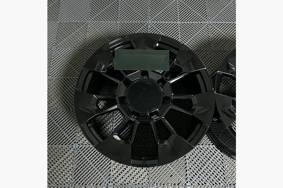 BMW XM G09 2022- гг. Кованые диски OEM R22 V2 (комплект 4 шт) Image
