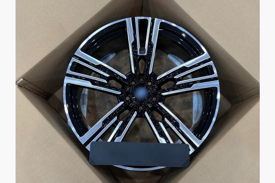 BMW 7 серия G70/G71 2022- гг. Кованые диски OEM R21 (комплект 4 шт) Image