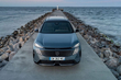 Обзор гибридного Peugeot 5008 третьего поколения фото 2